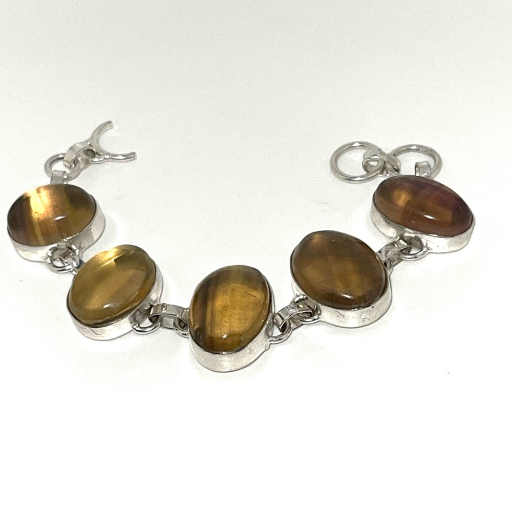 Translucent Fluorite Bracelet - Picture 5 of 14